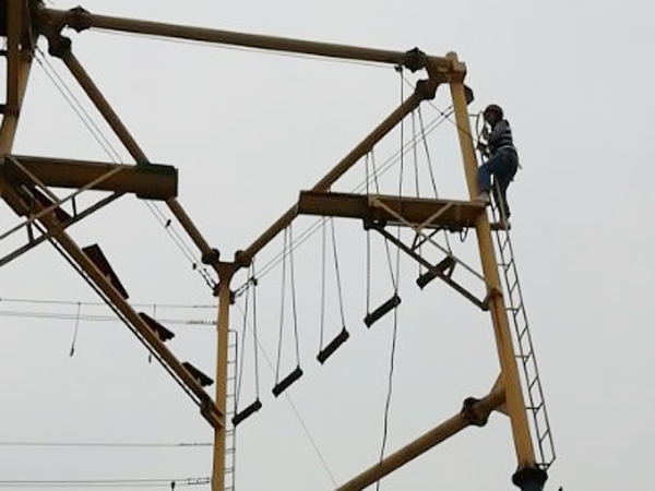 Shandong Lvbei Youth League Committee was invited to participate in the outdoor development training activities of “Promoting Youth and Creating Glory” in Jining High-tech Zone