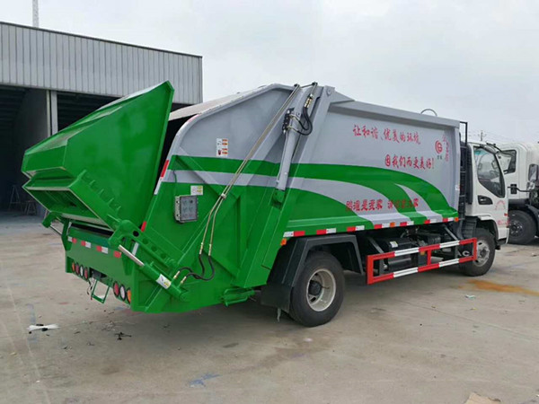 The necessity of using a special chassis for sanitary garbage truck!