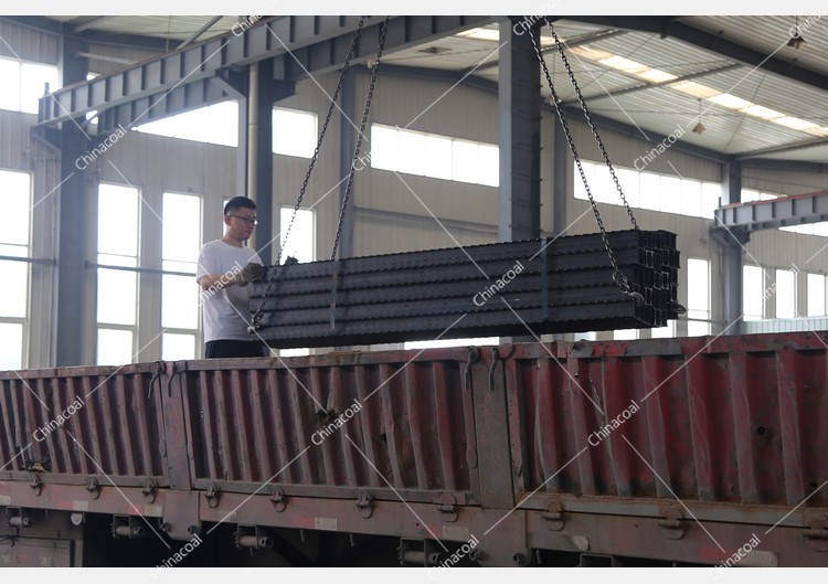 China Coal Group Sent A Batch Of Metal Roof Beams To Handan, Hebei Province